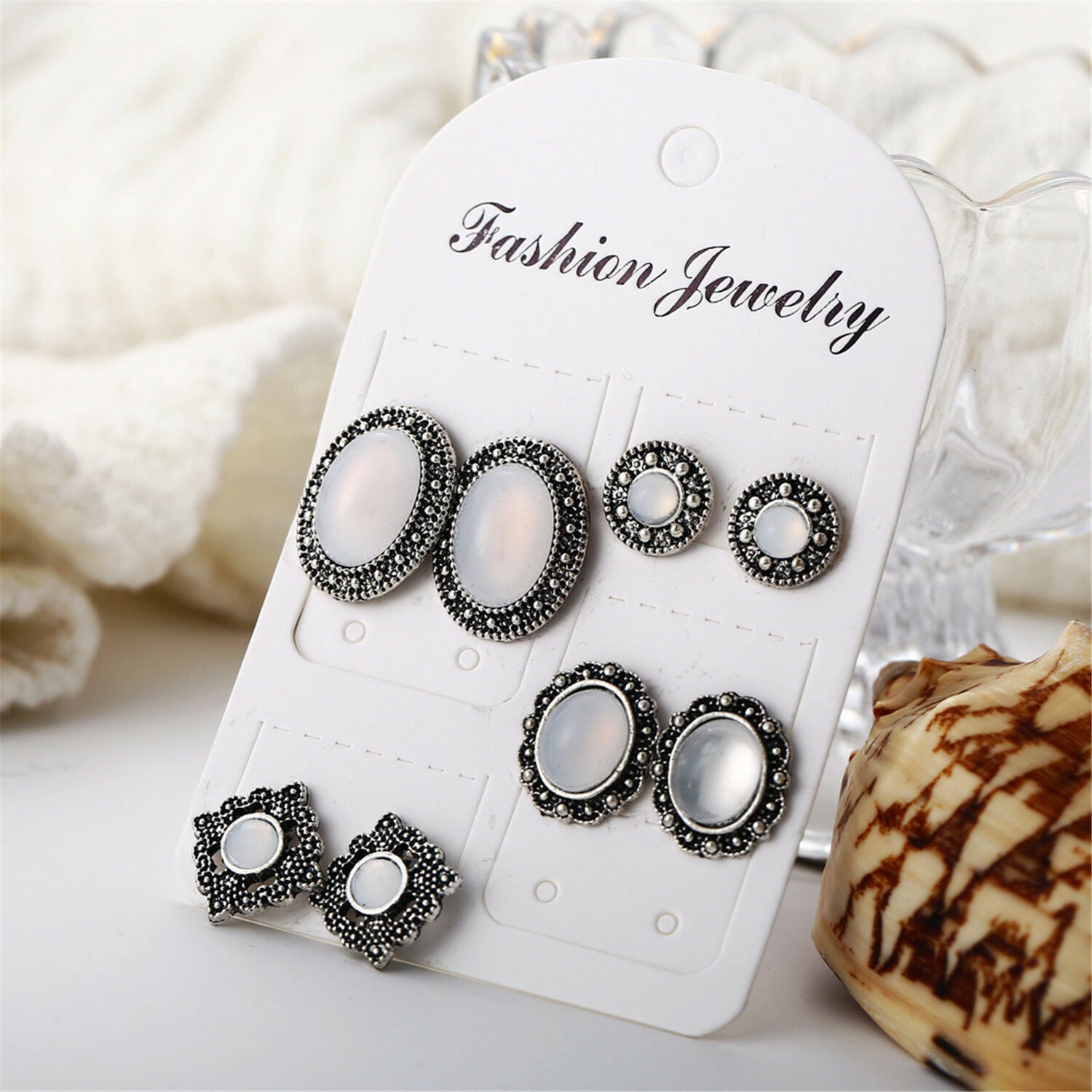 4 Pair/Set White Cobblestone Crystal Hollow Flower Stud Earrings For Women Girl