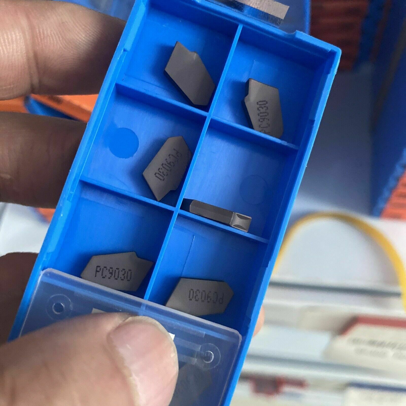 SP300 PC9030 ZQMX3N11-1E 3mm Width Grooving Cut-Off Carbide Insert For Steel