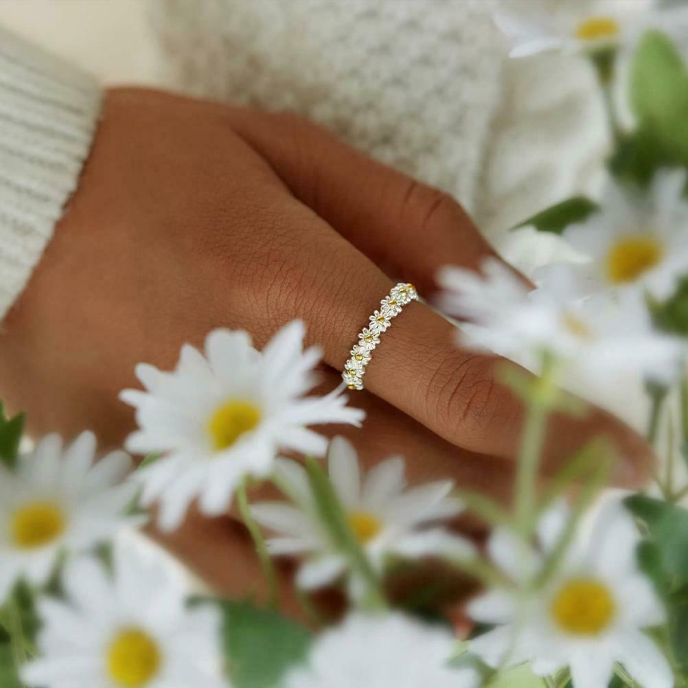 Sweet Cute Daisy Flower Ring Adjustable Open Finger Ring Gift for Women Ladies
