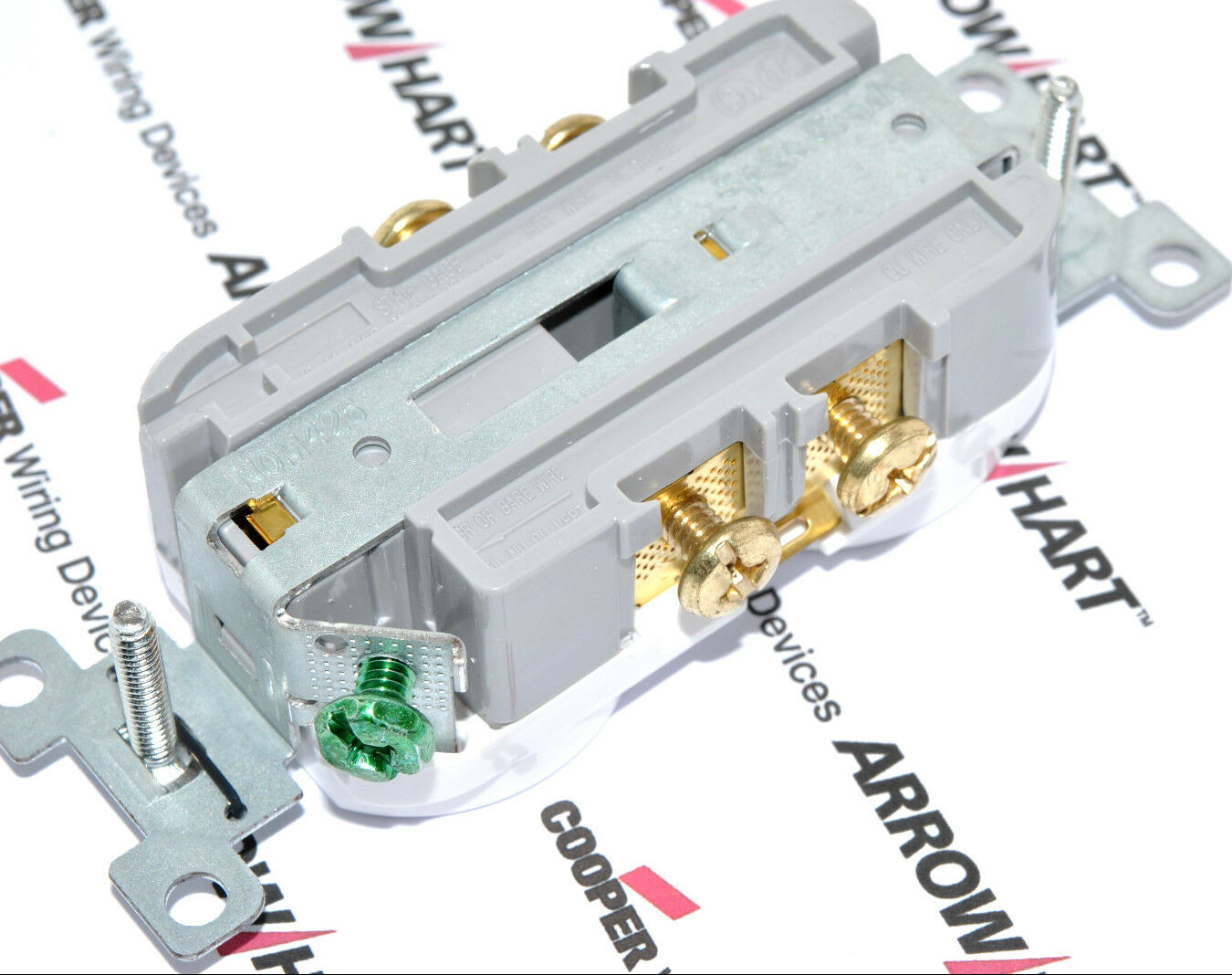 1pcs - COOPER 815W 20A 250V Commercial Grade Duplex Receptacle 6-20R