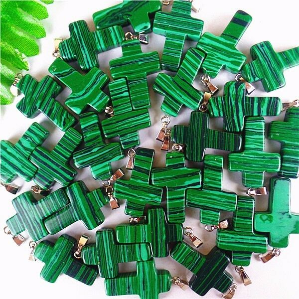 100Pcs 25x18x6mm Wholesale Green & Black Malachite Cross Pendant Bead HH783