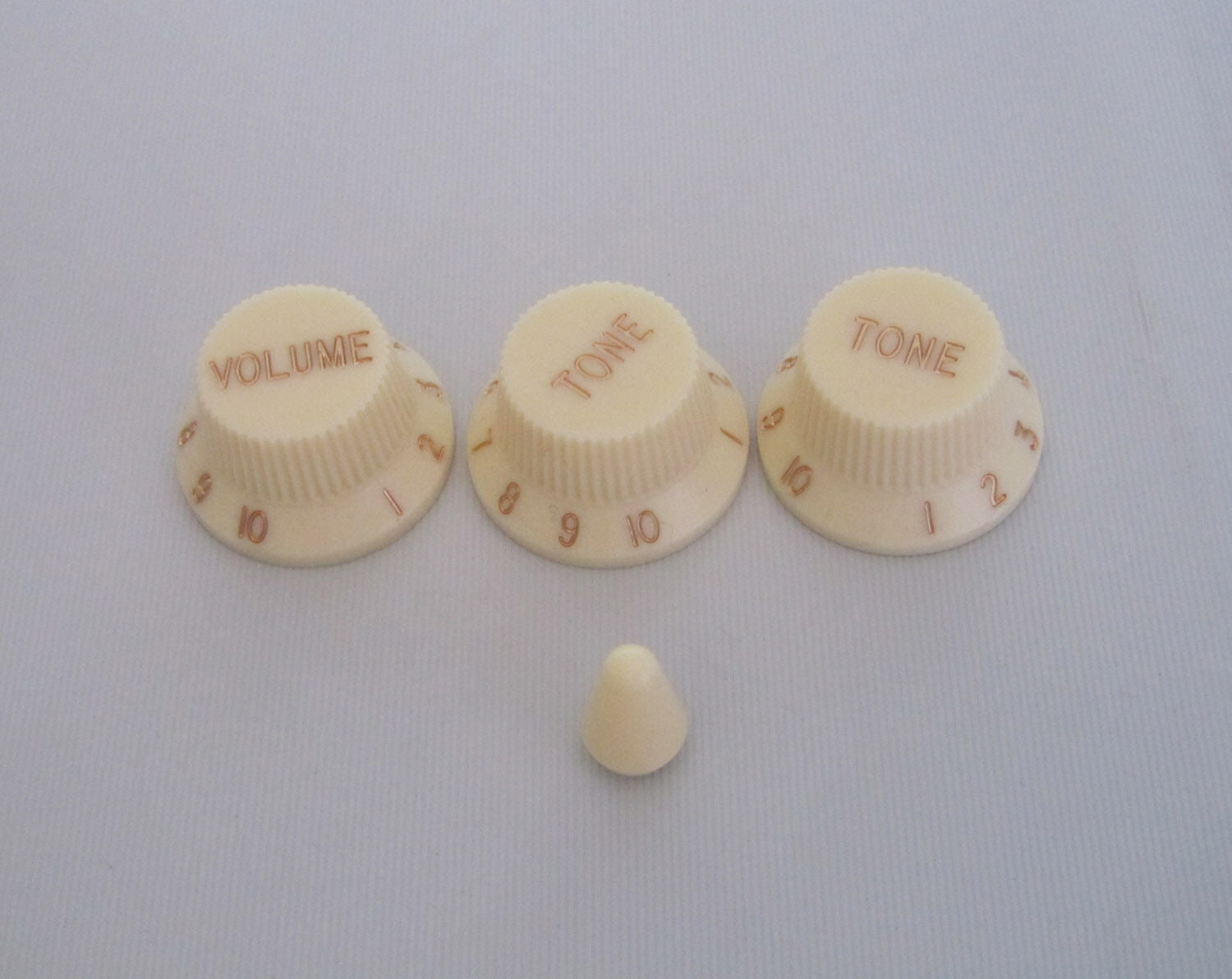 Aged White ST Volume Knob Tone Knobs Guitar Switch Tip Cap fits Fender Strat
