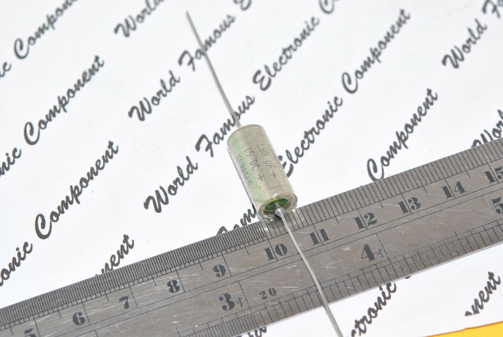 1pcs - SPRAGUE 150uF (150µF) 15V 10% 150D MIL Axial Tantalum Capacitor