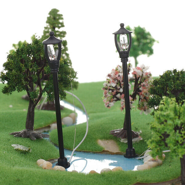 6cm Height 20Pcs Single Head Lamp Lamppost Light for Garden Park Scene 1/100