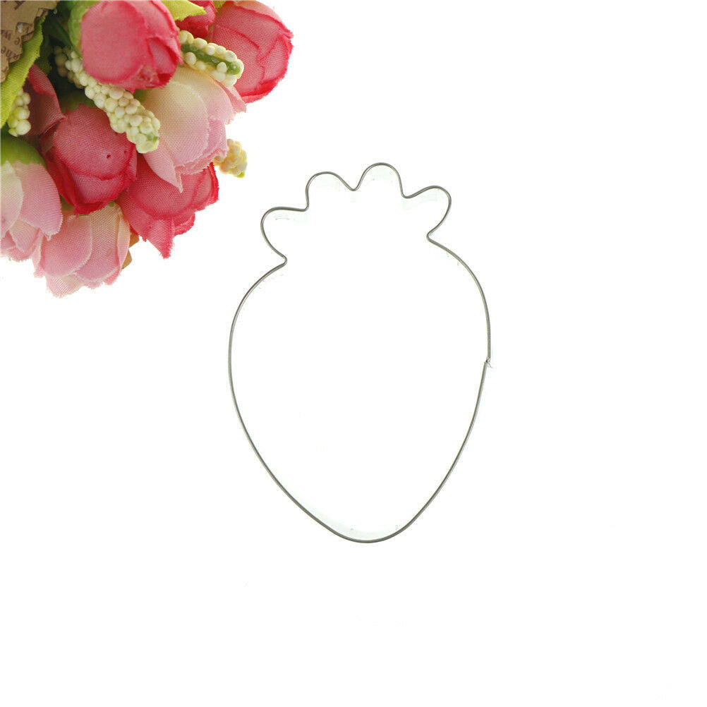 strawberry shaped stainless steel cutter biscuit cookie mold baking decor toolDD