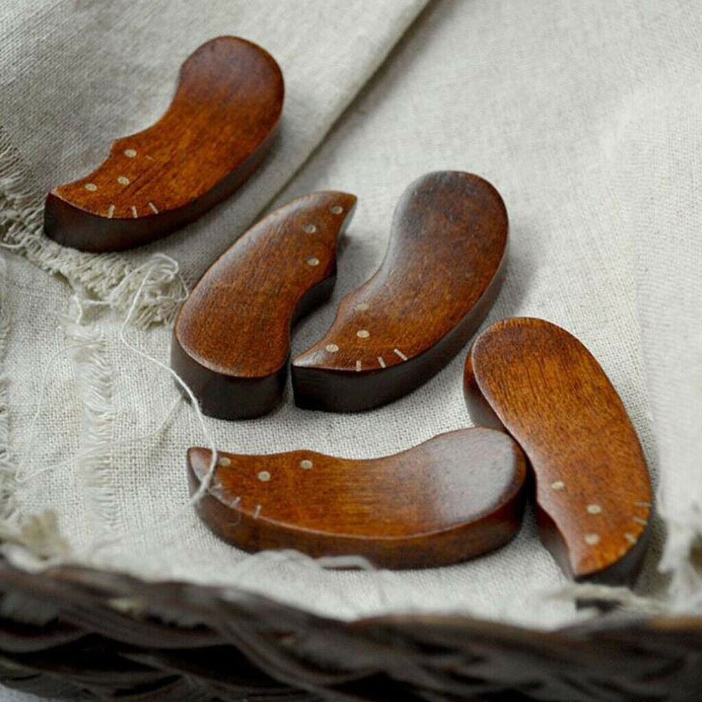 4 Pieces Japanese Style Wooden Chopsticks Holder  Brown Kitten
