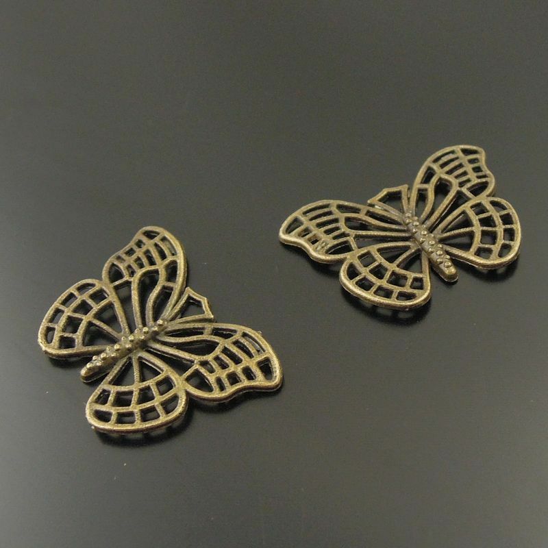 60 pcs Antiqued Bronze Hollow Butterfly Alloy Charm Pendant Findings 26*18*2mm