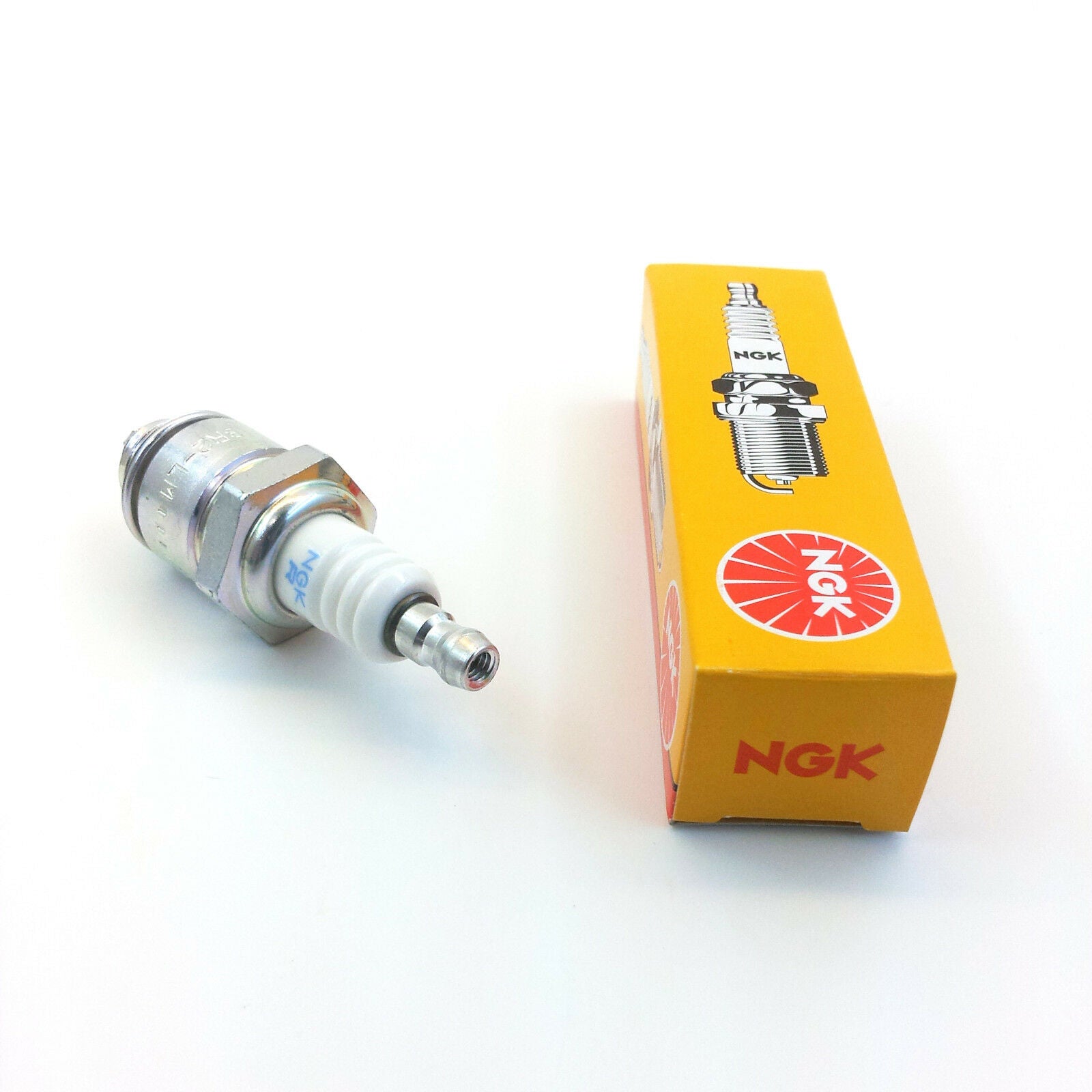 Spark Plug for BRIGGS STRATTON 796112 293918 298809 392588 394539 492167 802592