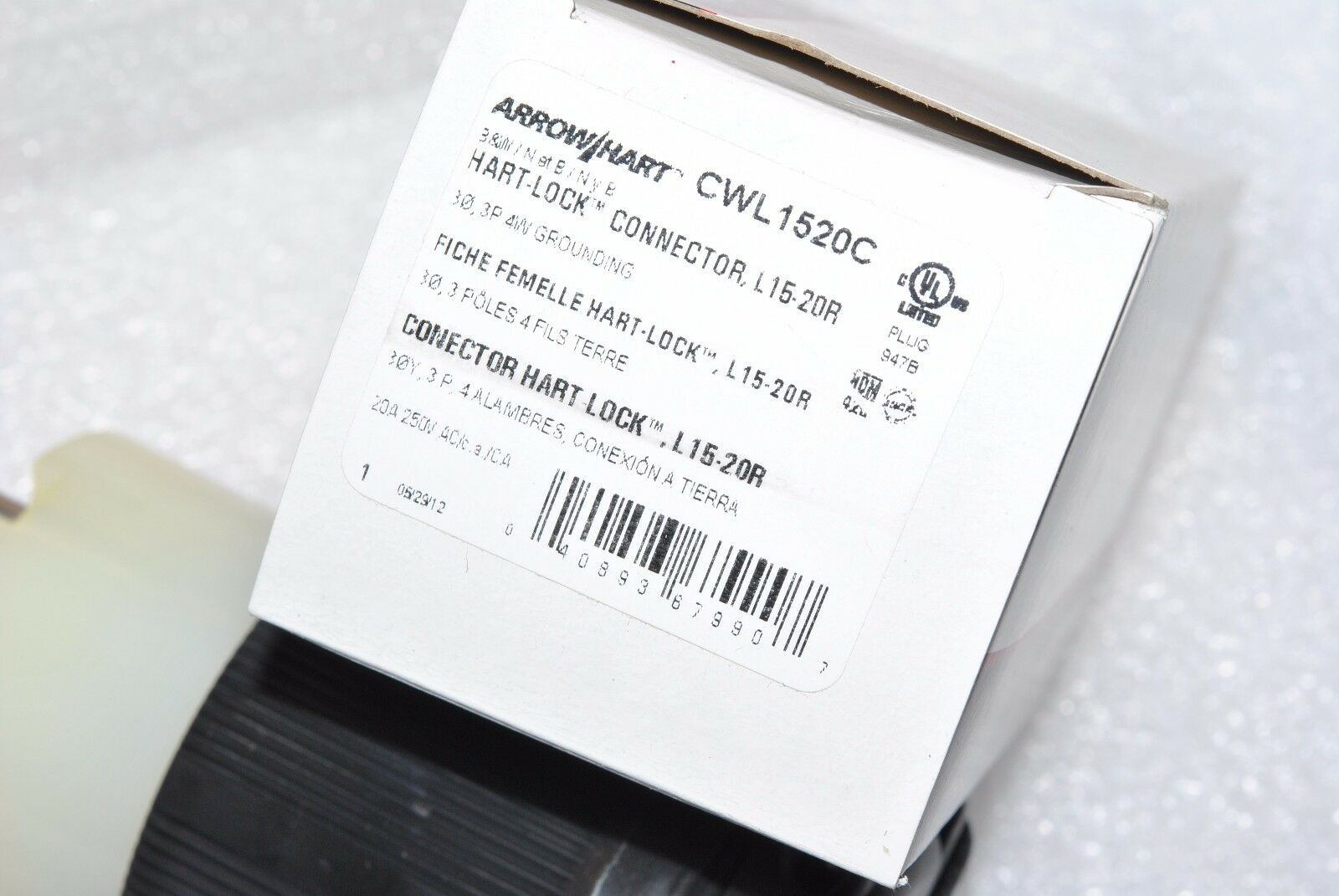 1pcs - COOPER CWL1520C NEMA L15-20R 20A 250V Hart-Lock CONNECTOR