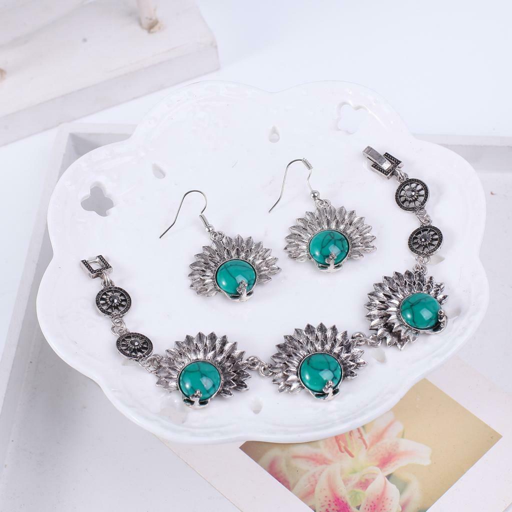 Turquoise Stone Pendant Necklace Earrings Bracelet Jewelry Set Peacock Green