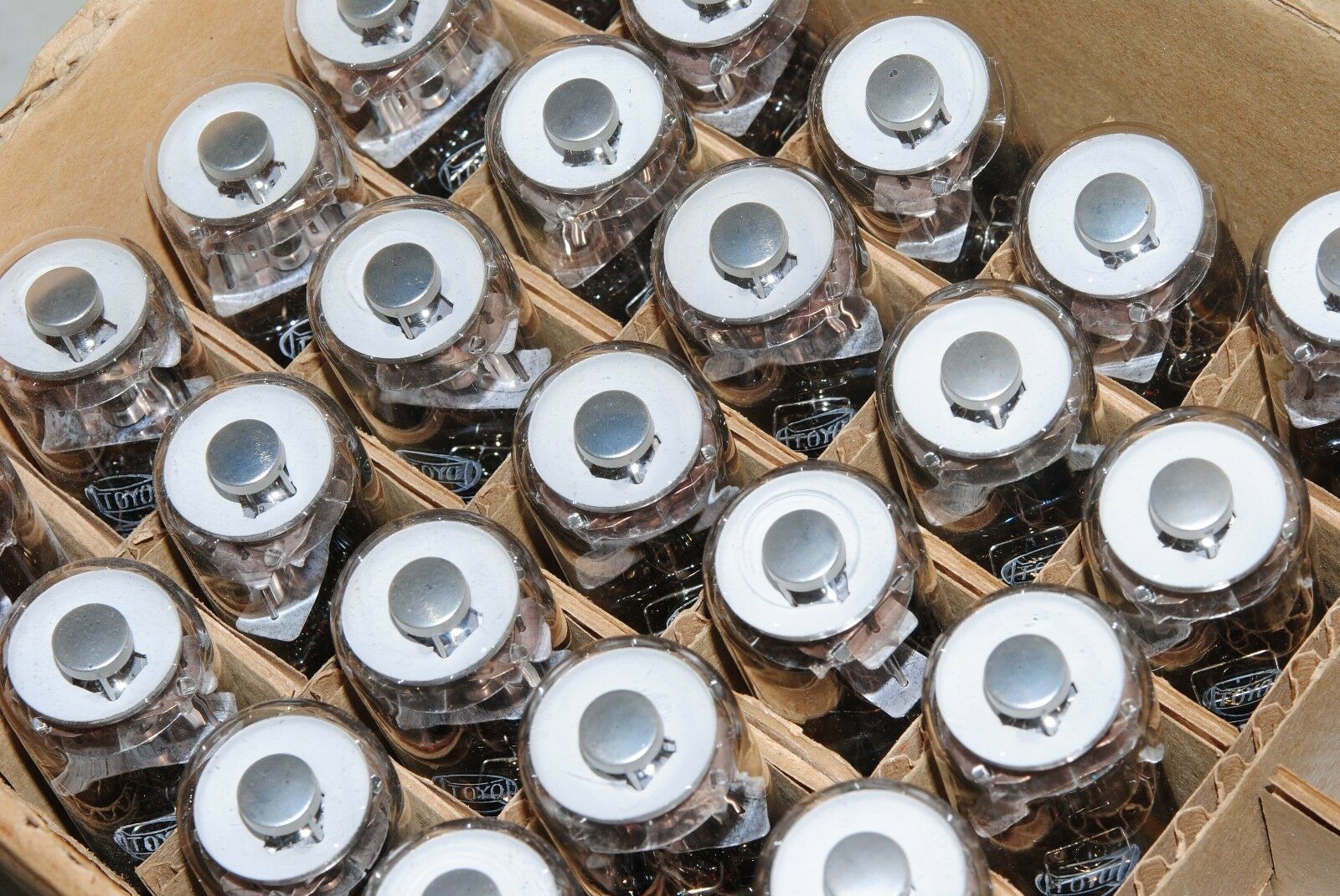 10PCS - TOYO 6E5 Magic Eye Vacuum Tube - JAPAN NOS