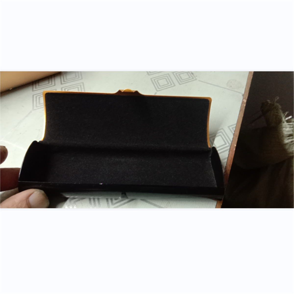 Portable Hard Metal Aluminum Presbyopic Glasses Storage Case Protector Box