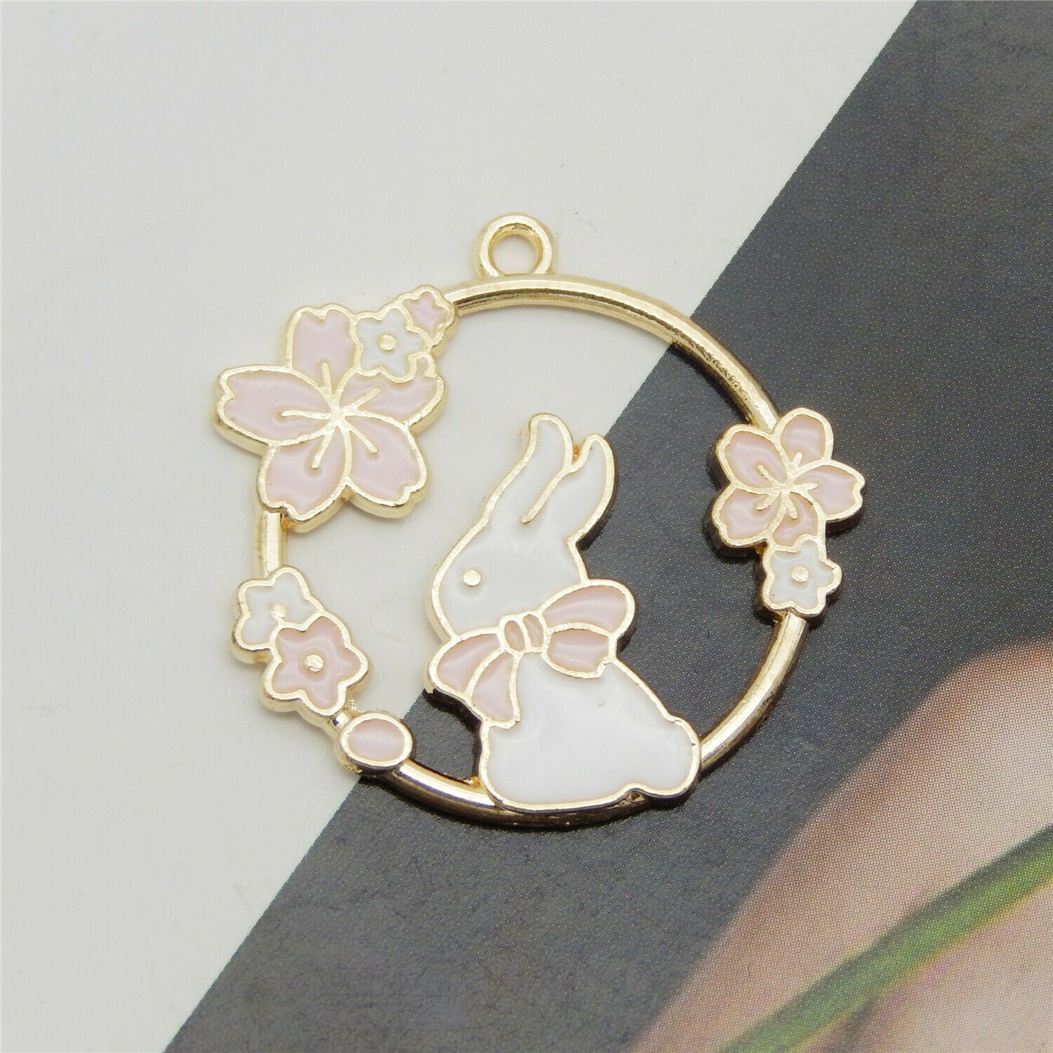 8PCS Enamel 31x30mm Hollow Rabbit Animal Pendant Charms Jewelry DIY Findings