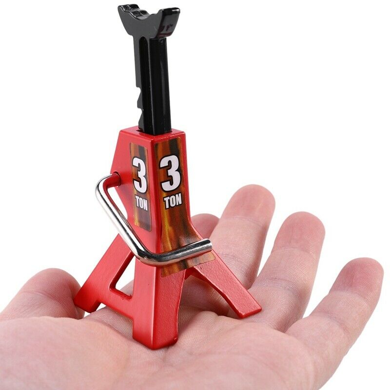 2Pcs 1/10 RC Cars Metal Jack Stands Repai Tool 2Pcs/Set RC Cler Climbing Car RW1