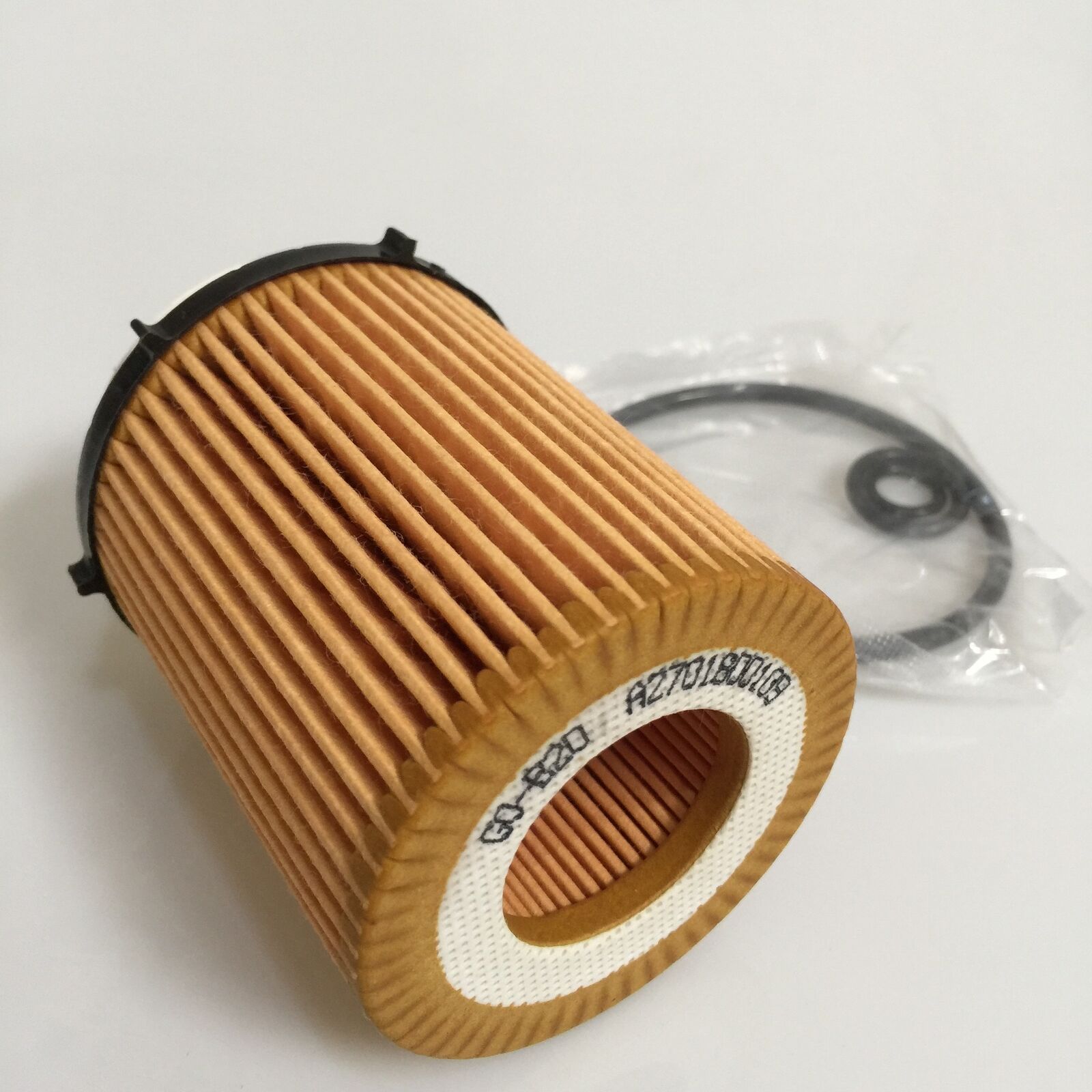 New Engine Oil FILTER Fit For Mercedes-Benz C E CLA -Class 2701800109