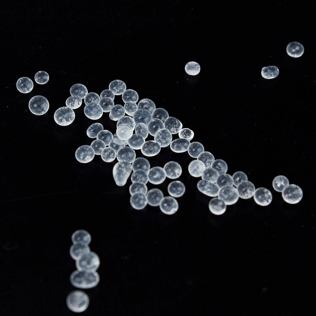 25 Packs 1g Non-Toxic Silica Gel Desiccant Moisture Absorber Dehumidifier