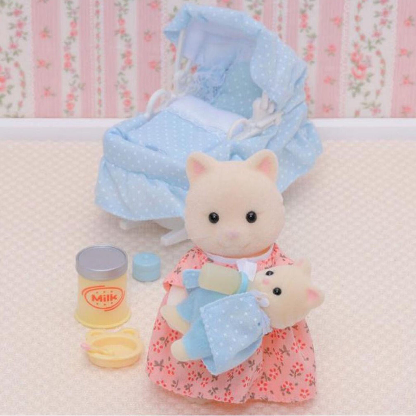 Sylvanian Families The New Arrival Ready To Play Set 5433 Role Play Age 3+