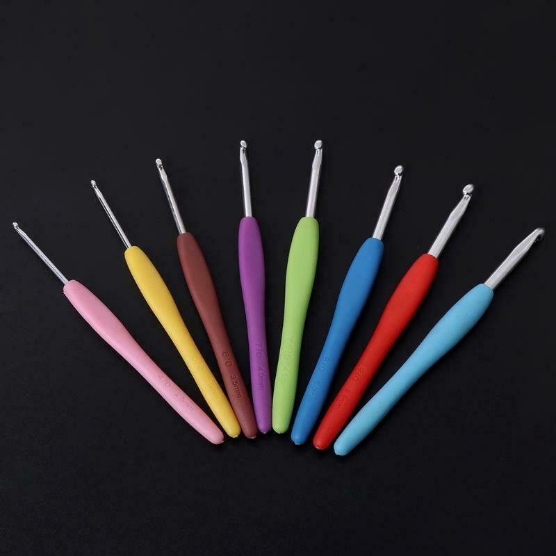 8Pcs Crochet Needles 2.5-6mm Rubber Handle Hooks Knitting Set Kit Accessories