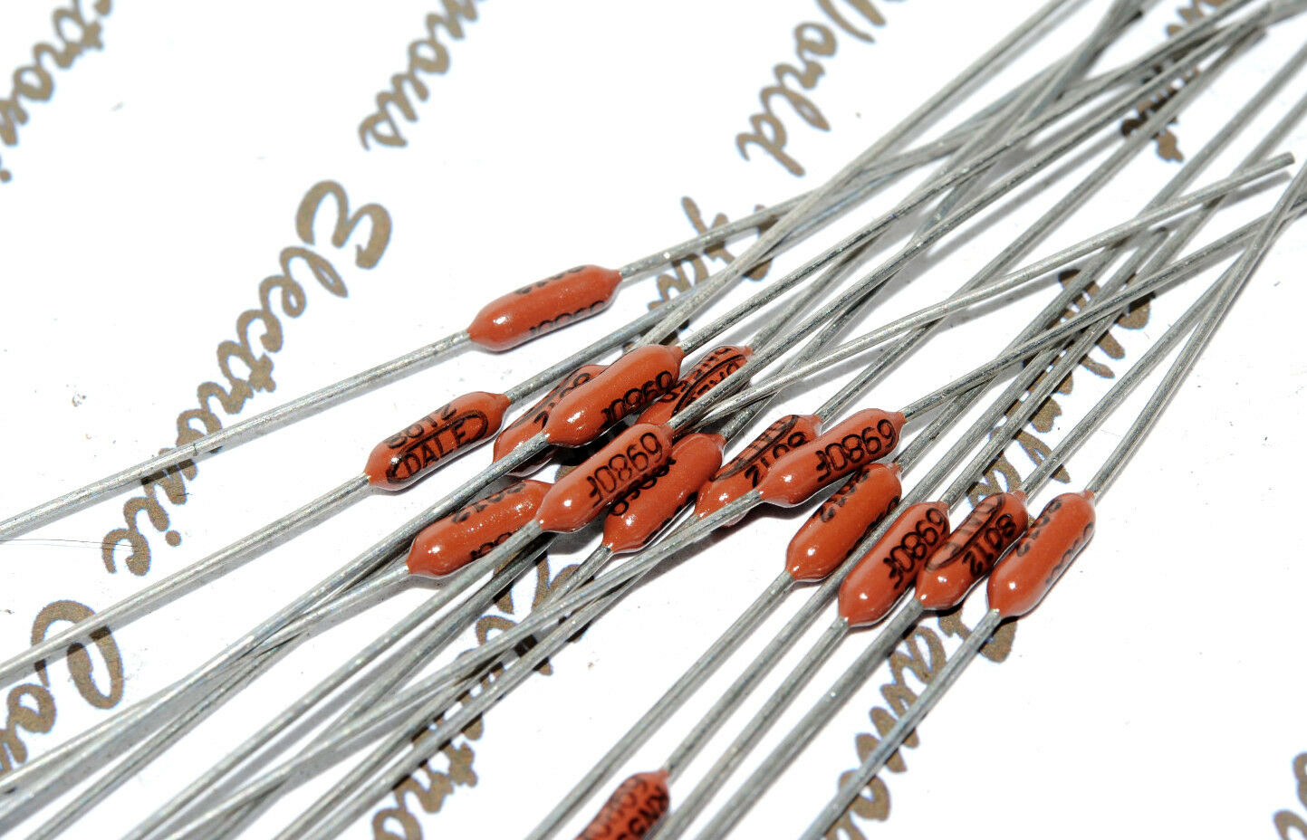 4pcs - DALE RN55 619R (619 ohm) 1% MIL Resistor