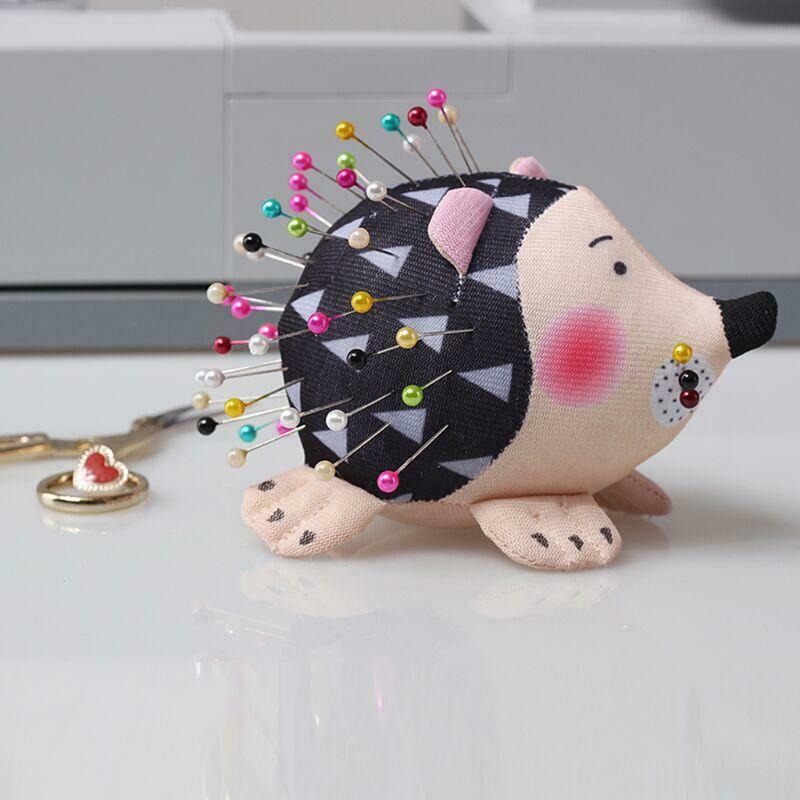 Cute Soft Hedgehog Pincushion Needle Holder Organizer Home Sewing Machine Tool
