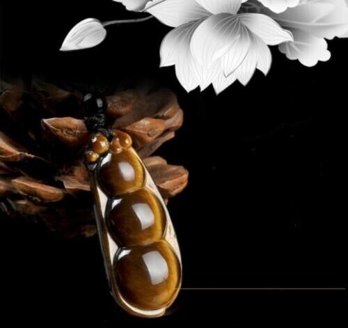 Beautiful Natural Tiger's Eye Stone Hand-Carved Bean Lucky Pattern Pendant