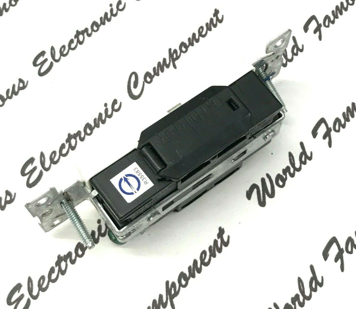 1pcs-COOPER 6242W 15A 125V Decorator Duplex Receptacle NEMA 5-15R