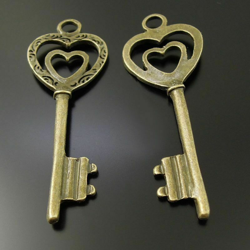 8 pcs Antiqued Bronze Alloy Key Pendant Double Hearts Top Jewelry Charm 45x18mm