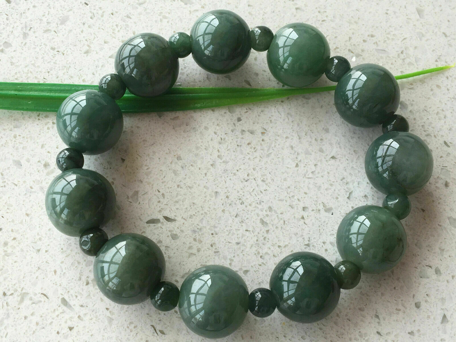 Certified 100% Natural Oil green A jade Jadeite 13MM bead Elastic bracelet 7.5"