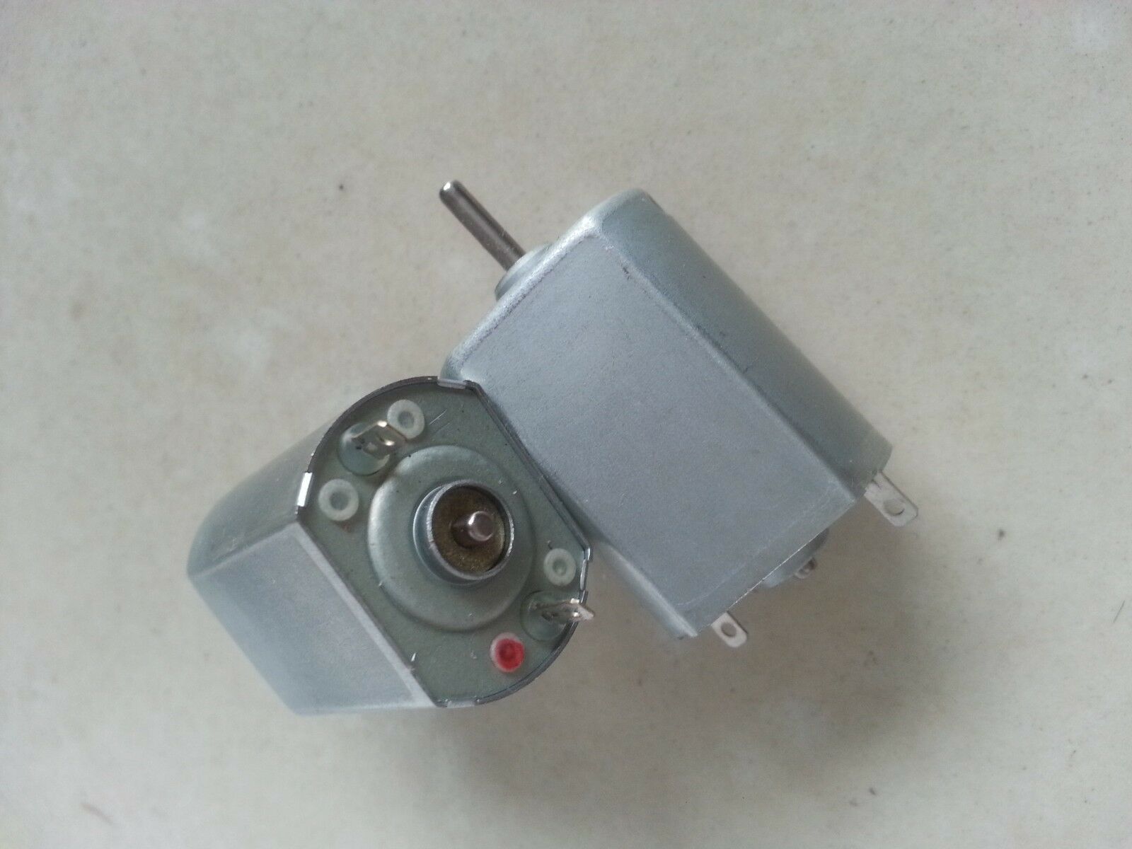 130 DC 3-7.2V 2mm Diameter Drive Shaft 13000-19000RPM Car Vehicle Geared Motor