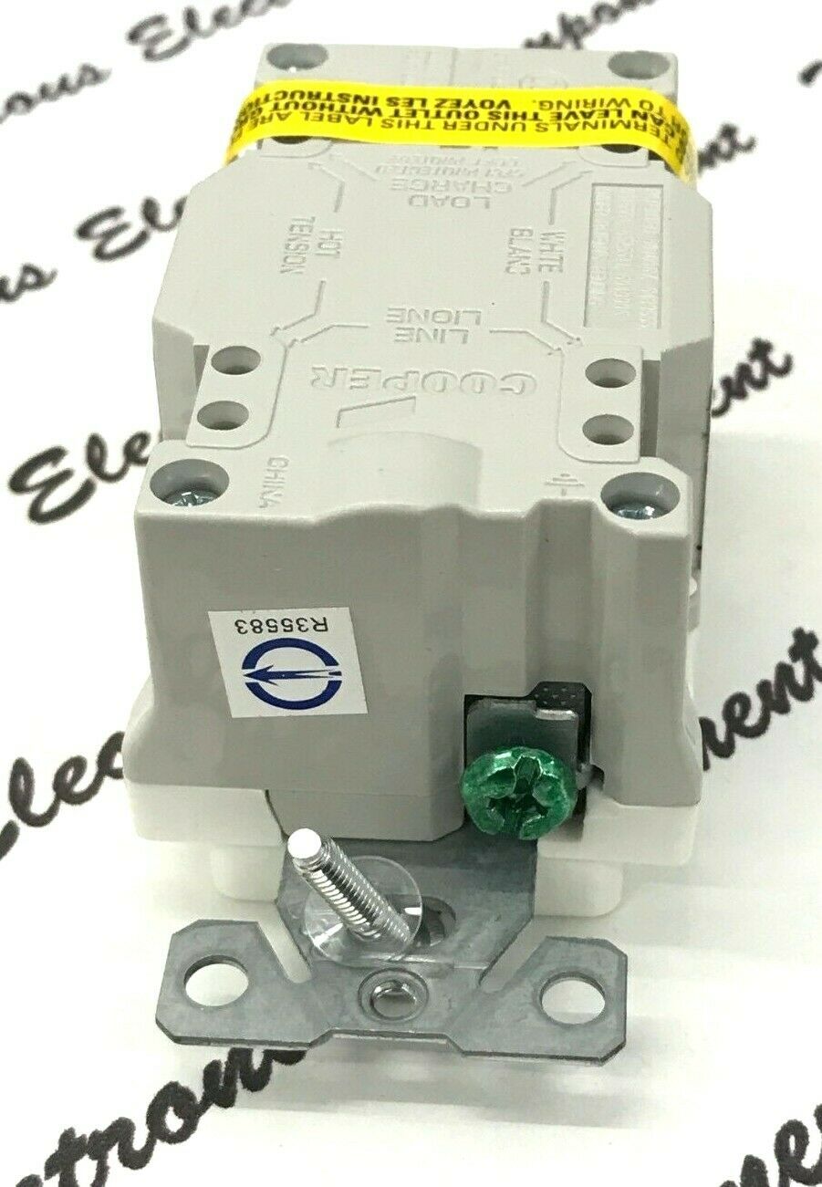 1pcs - COOPER VGF20W GFCI Duplex receptacle 20A-125V NEMA5-20R