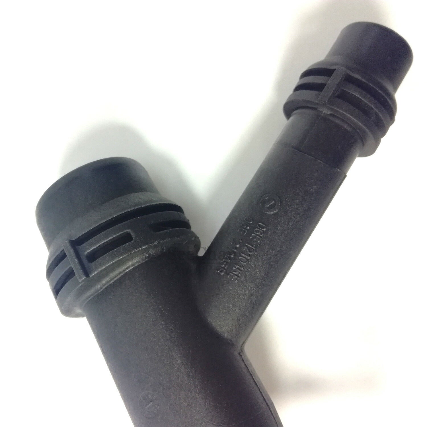 New 06E121045E Radiator Pipe Water Hose Fit for AUDI 05-08 A4 Quattro, A6 05-10