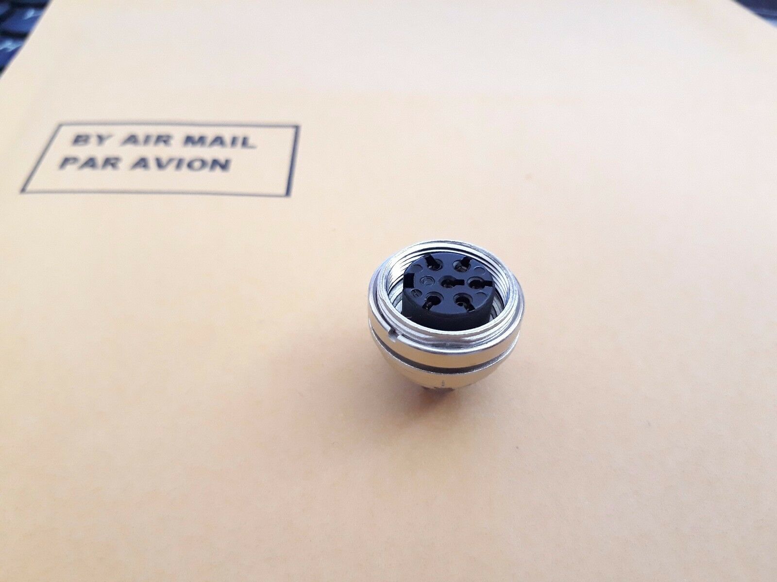 1pc AMPHENOL TUCHEL T 3403 100 Circular DIN Connector 6 Pin female; Rear Pnl Mnt