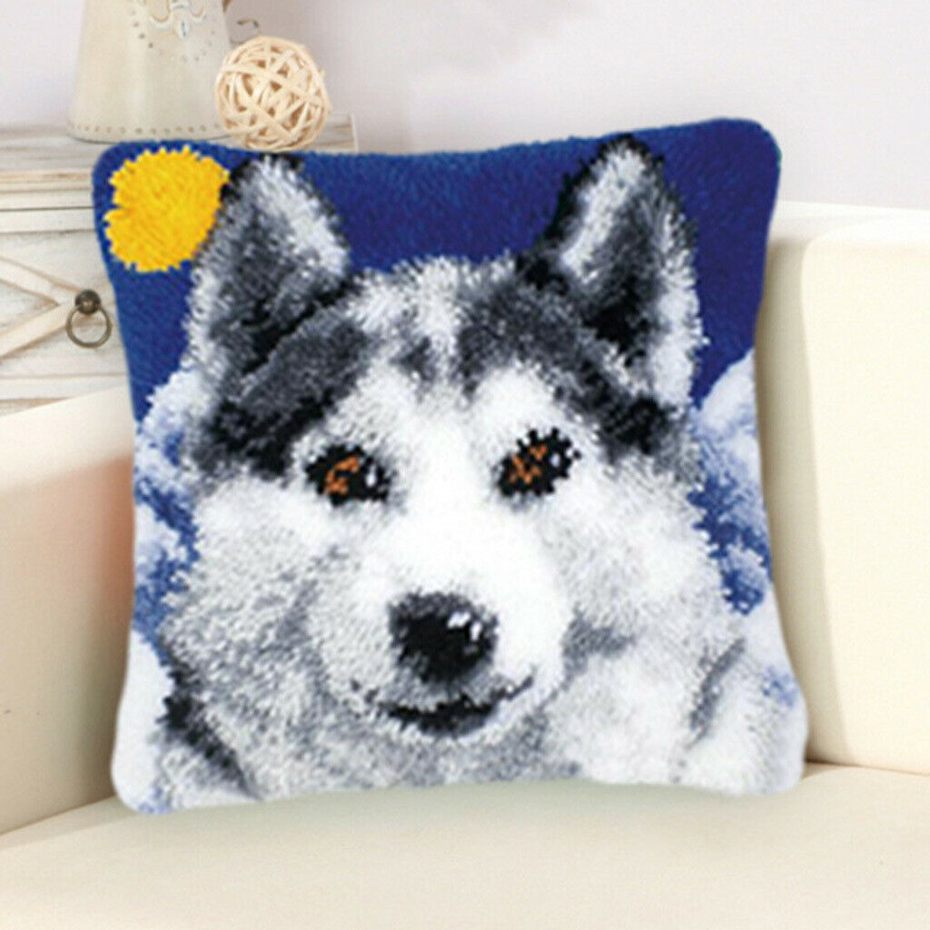 Latch Hook Pillow Kit and 2pcs Latch Hooks for Beignners Kids 43x43cm - Wolf