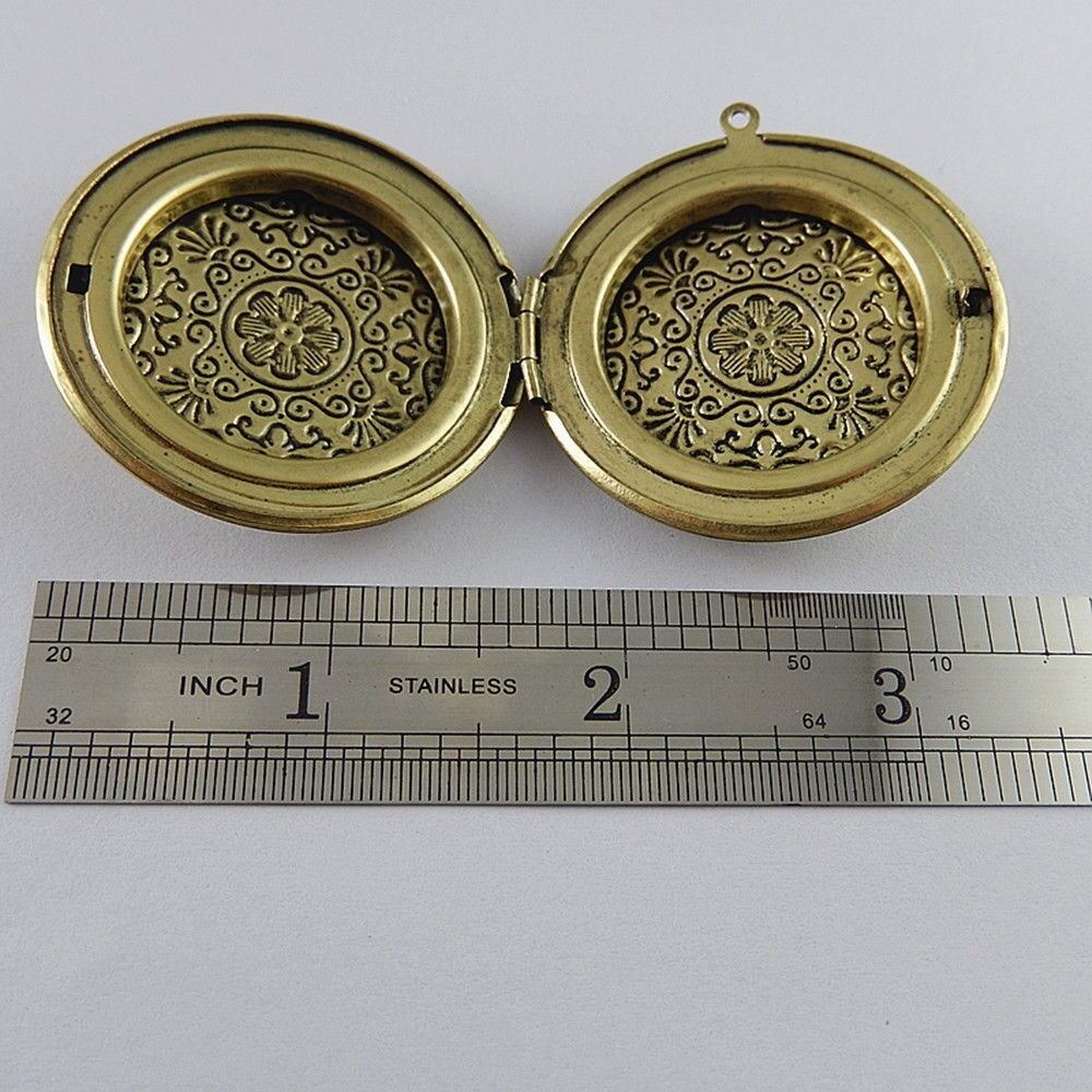 2 pcs Antiqued Bronze Brass Flower Pattern Round Locket Box Charms Pendants
