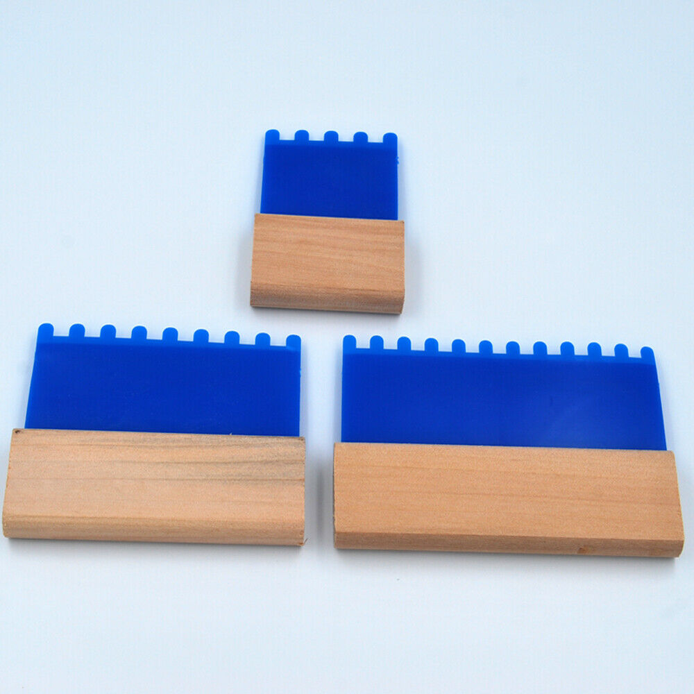 Plastic Comb with Round Teeth for Creating Hairdo