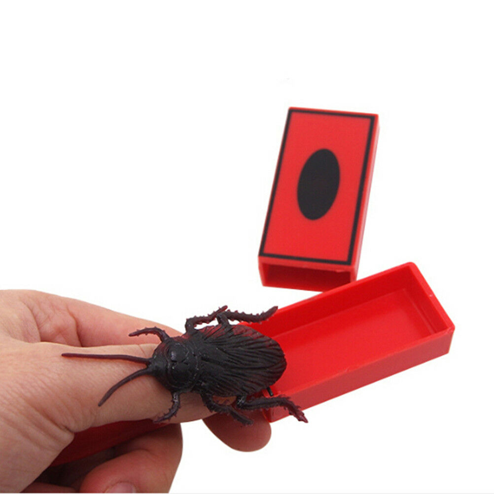 Terror cockroach magic trick suddenly appearing stage street gimmick kids .l8
