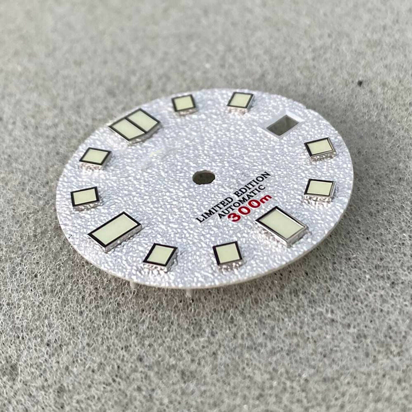 Watch Dial Calendar C3 Green Luminous Dial Spare Part for NH35A SKX007