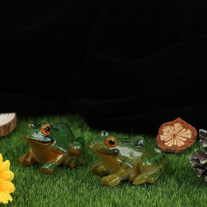 Cute Frog Mini Resins Crafts Fairy Garden Miniatures DIY Micro Landscape .l8