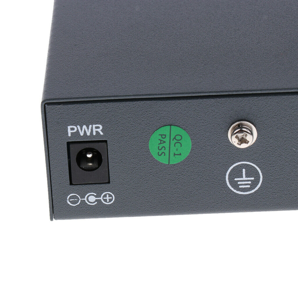 6-Port Fast Ethernet Switch 10/100Mbps 4Port & 2 Uplink PoE Switch - 802.3AF