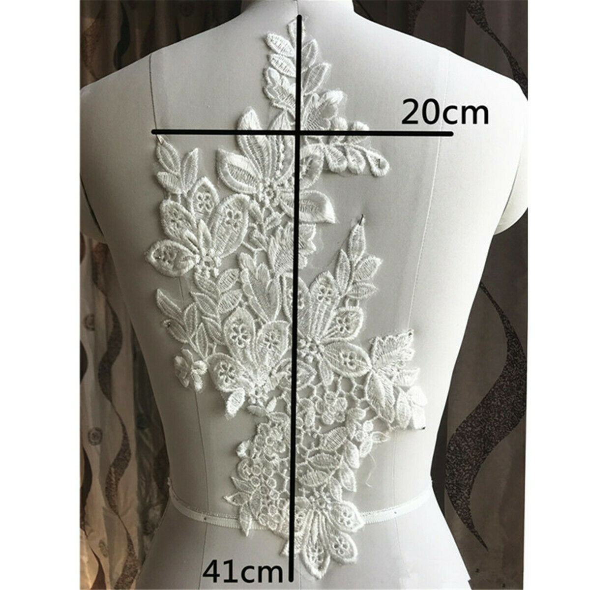 1Pair Trim Embroidery Lace Applique Sewing Motif DIY Wedding Bridal Dress Crafts