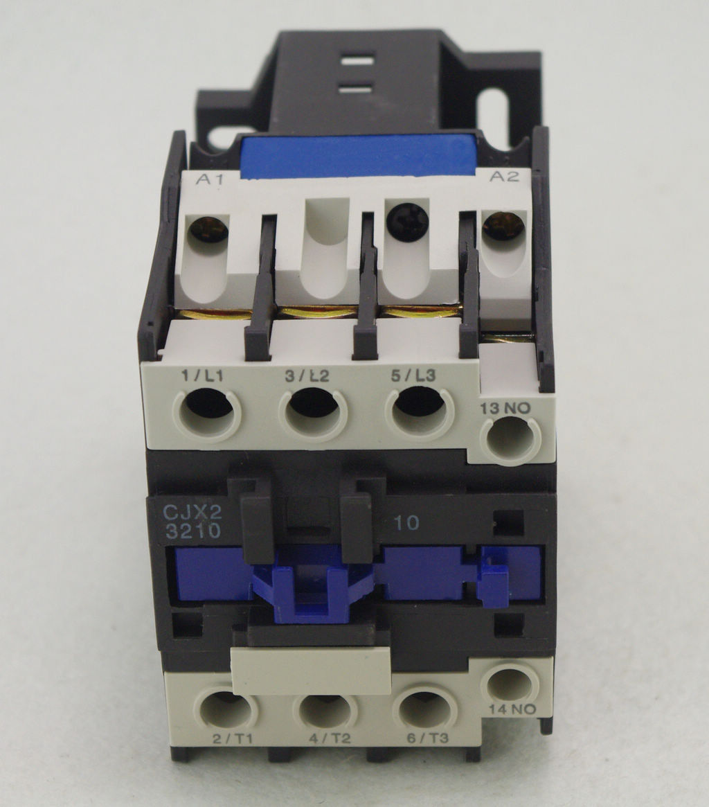 AC Contactor Motor Starter Relay (LC1) CJX2-3210 3P+NO 660/690V Coil 32A 18.5KW