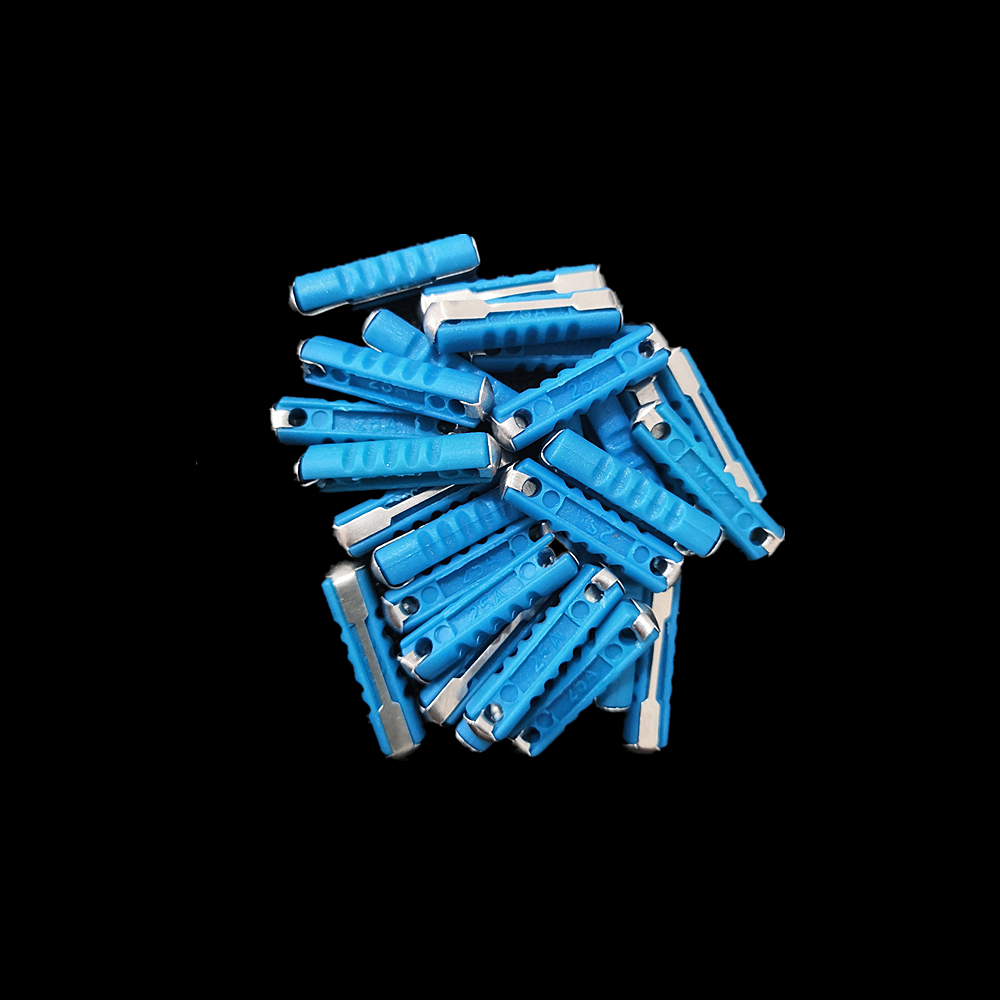 200Pcs Ceramic Continental Car Fuse Torpedo Fuses Kit 5A 8A 16A 20A 25AMP