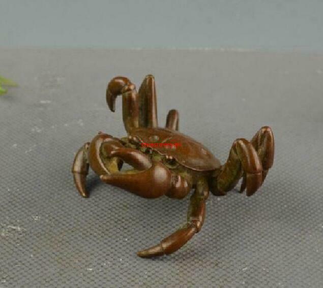 Fine China 's old copper carving the patron saint of the vivid crab