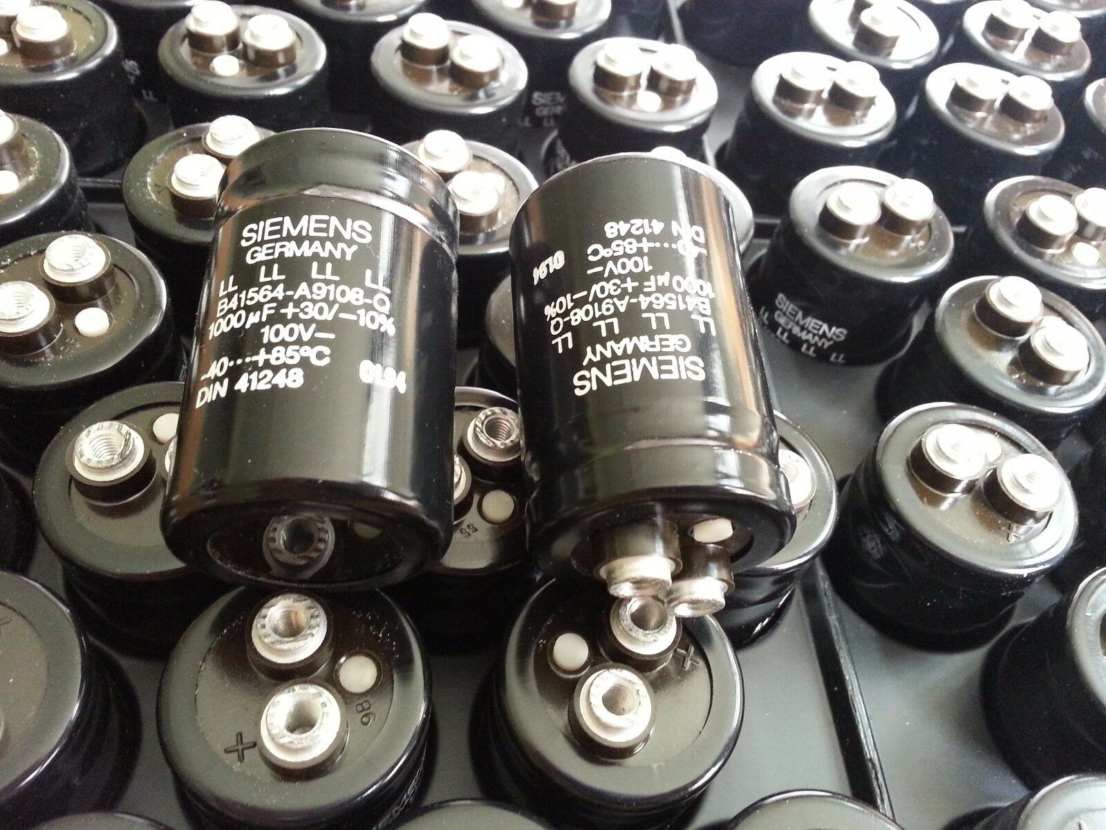 10PCS NOS SIEMENS B41564 1000uF 100V LOW ESR LONG LIFE HIEND CAPS FOR AUDIO!