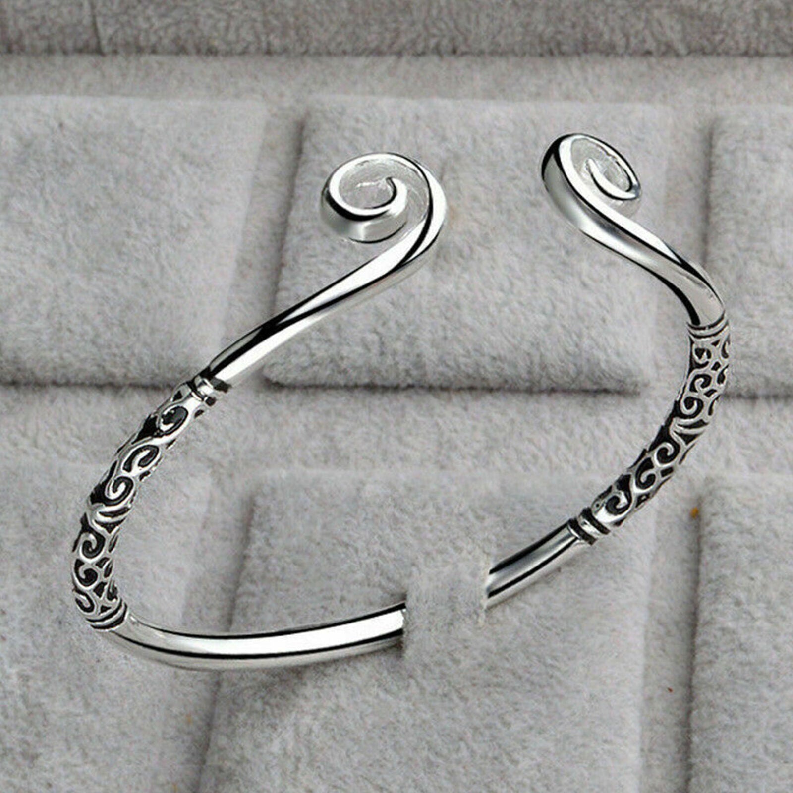 Man Bangle Hoop Jewelry Women Fashion Bracelet Cuff Sculpture Fashion
