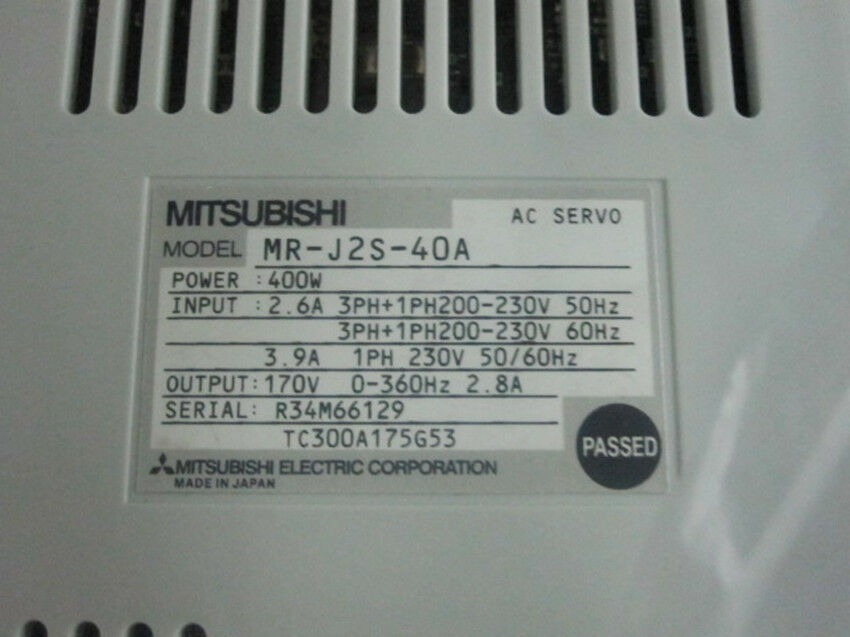 1PCS Mitsubishi AC Servo Amplifier MR-J2S-40A PLC New In Box