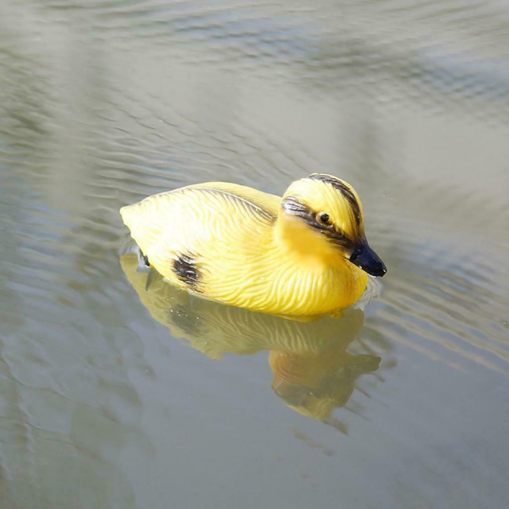 7x Vivid Plastic Yellow Duck and Swan Floating Hunting Fish Pond Ornament