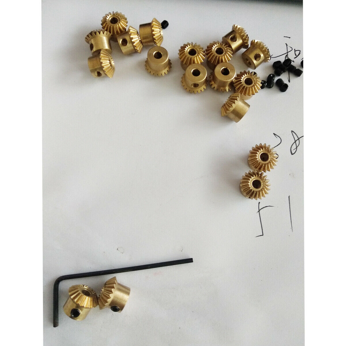 2Pcs 0.5M-20T Metal Umbrella Tooth Bevel Gear Helical Motor Gear 20T Bore:4mm