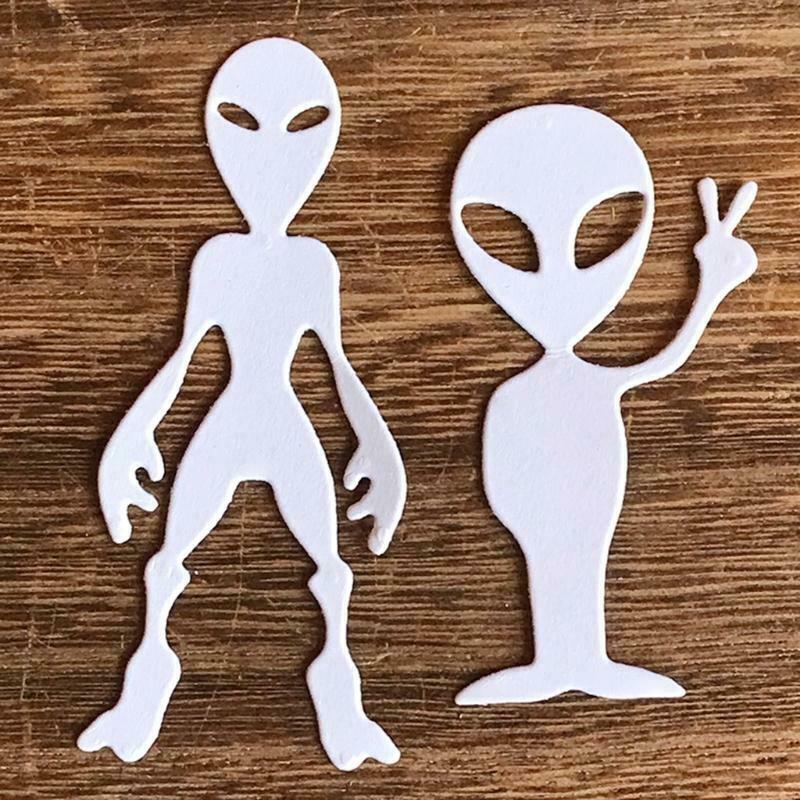 Two ET Carbon Steel Cutting Dies DIY Scrapbooking Photo Album Embossing Paper