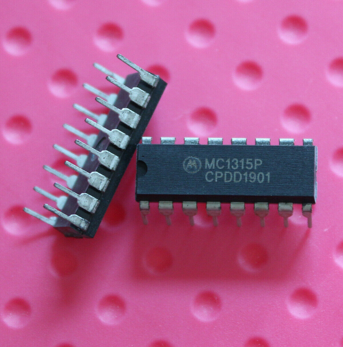 1pcs MC1315P MC1315 DIP-16 Integrated Circuit IC